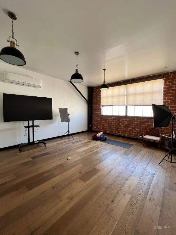 3,000 Sq. Ft. Yoga and Wellness Studio for Filming/Photoshoots (Entire Space/Buyout Rental) Photo 3