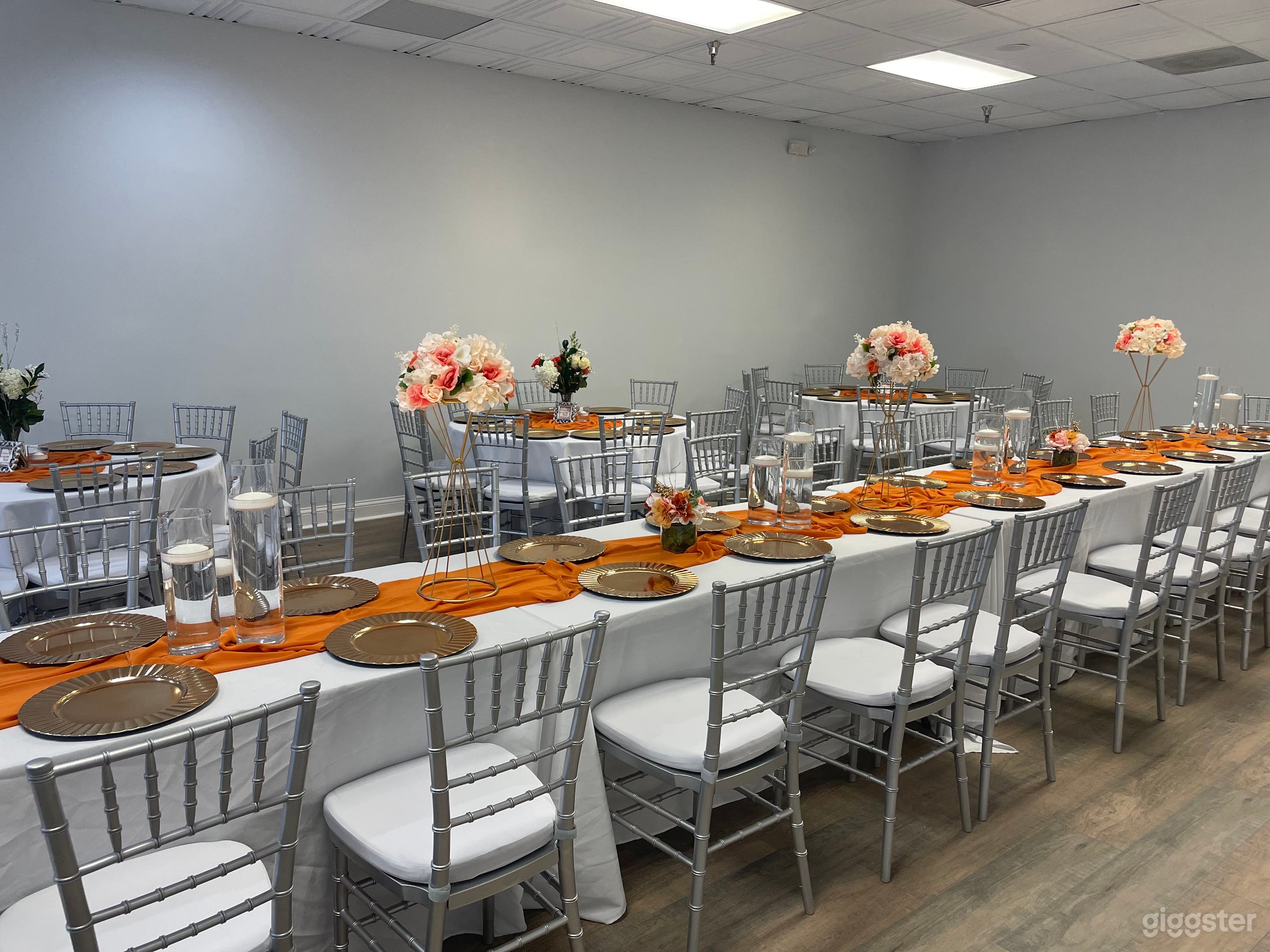 Modern and Intimate Event Venue in Warren, MI Photo 4
