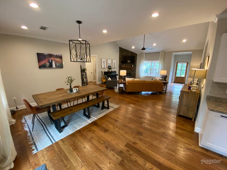  New 3b/3b Ranch style home on 1 acre with Studio  