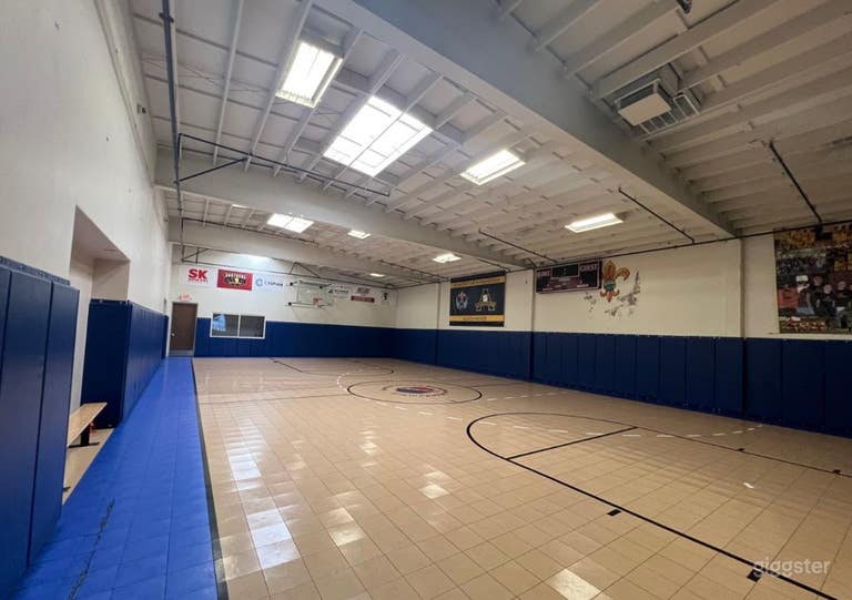  Modern Indoor School Basketball Court 