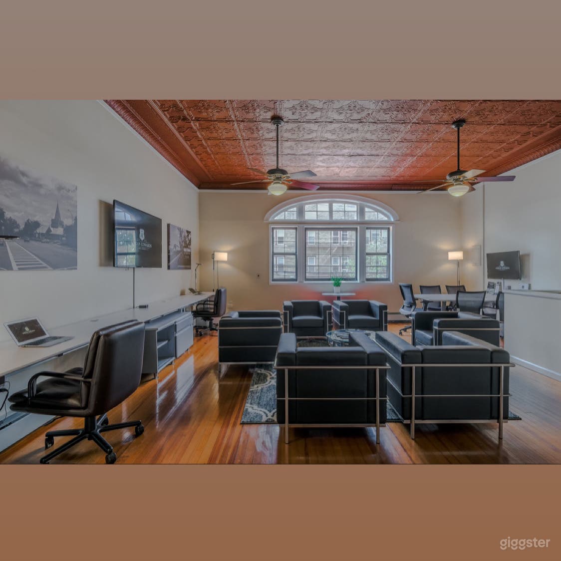 Office space Photo 1