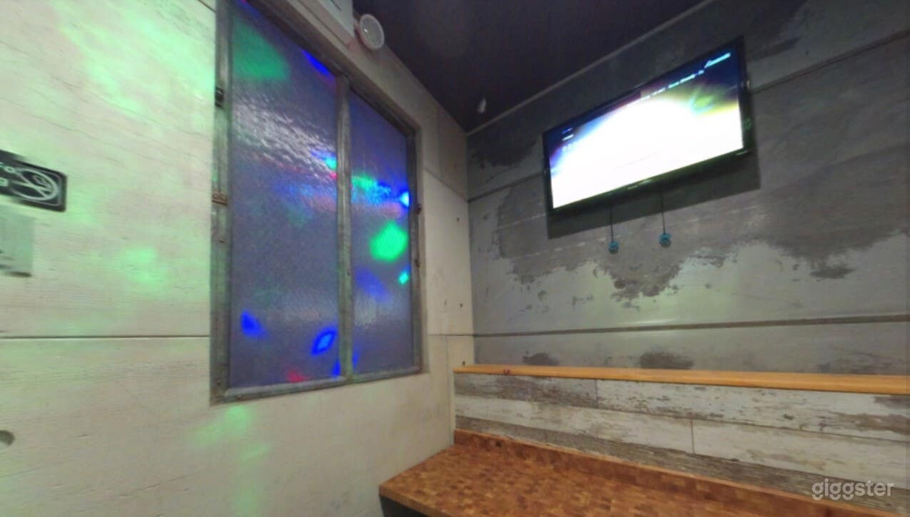 THE LOCKER ROOM Photo 1