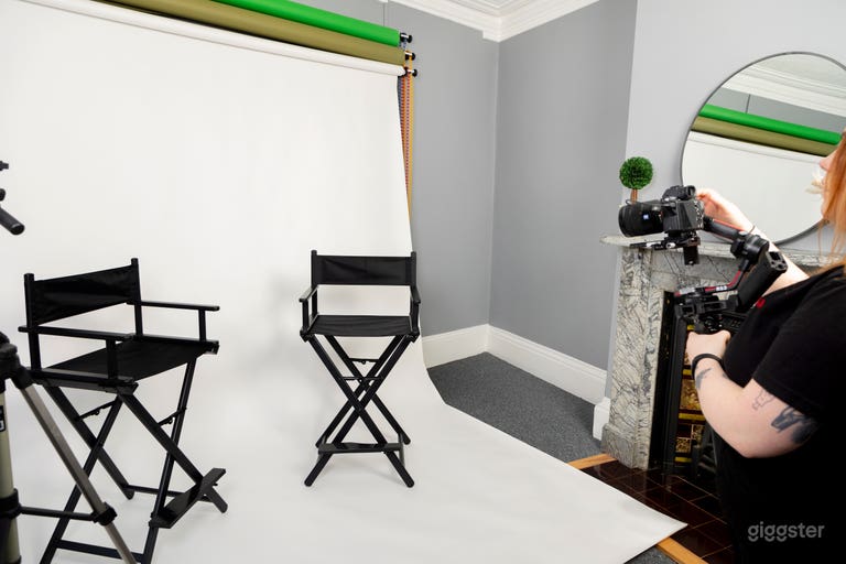  Leeds Central Photography & Videography Space 