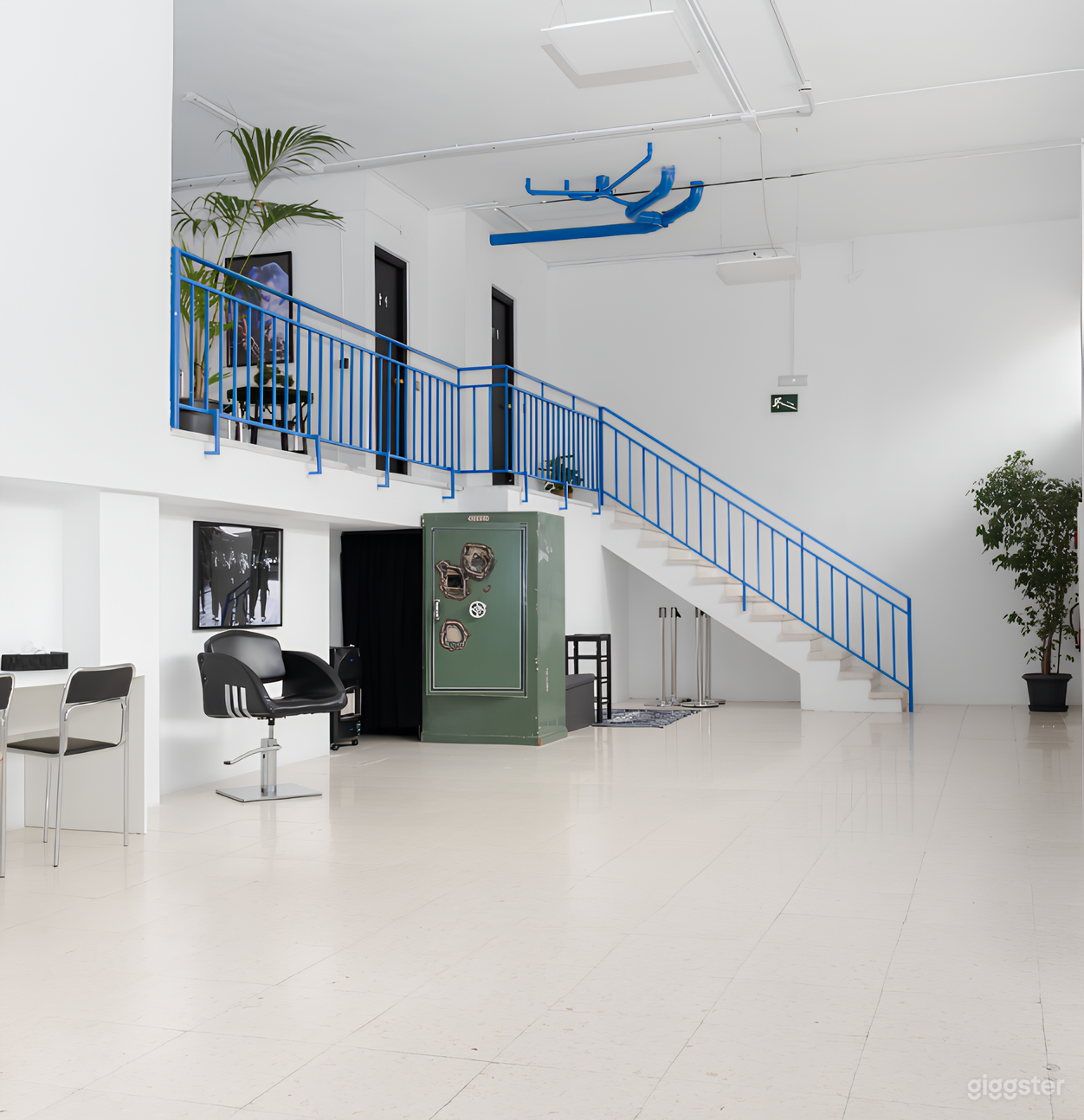 190m² Industrial Loft Studio for Photo & Video Productions Foto 3
