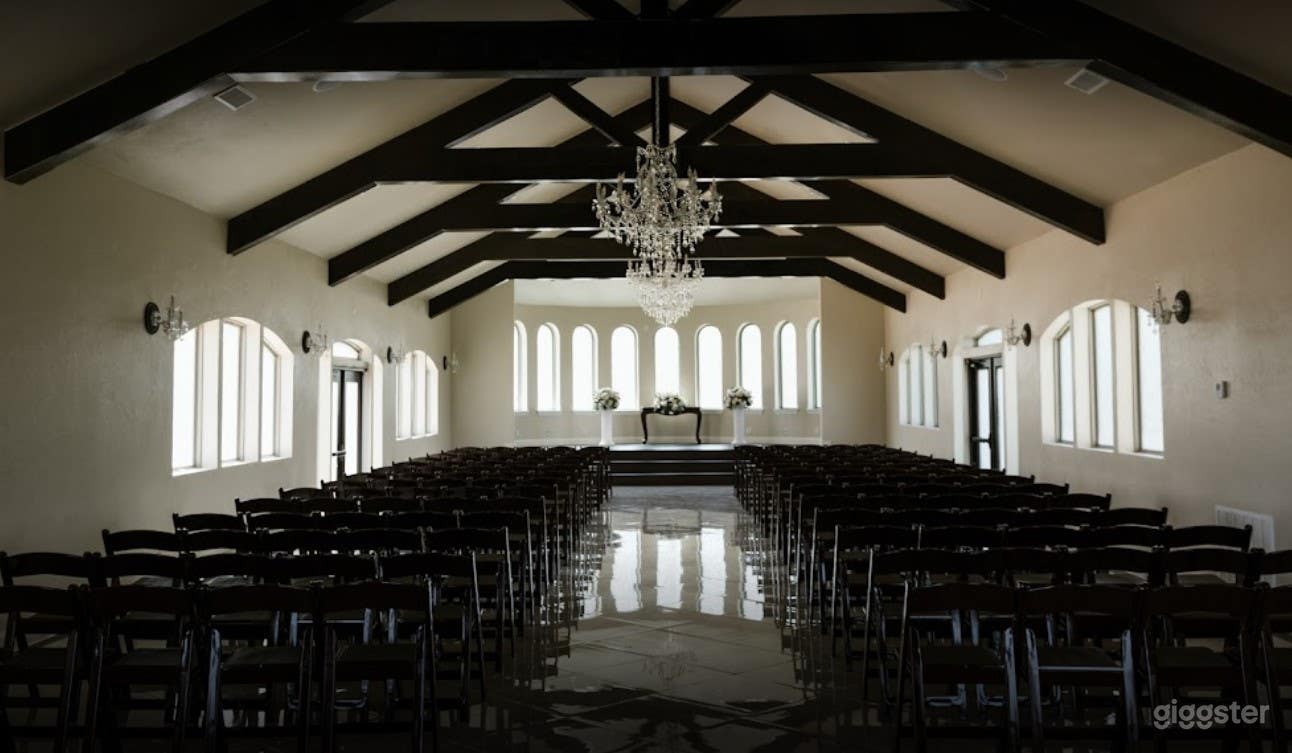 Chapel D'Vina  Photo 1