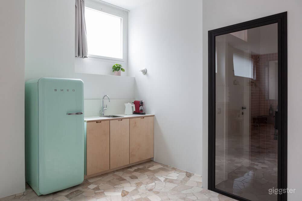 Foto di Studio fotografico dal design minimalista 1