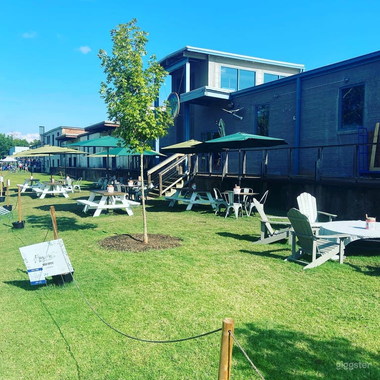  Outdoor Patio in Greenville 