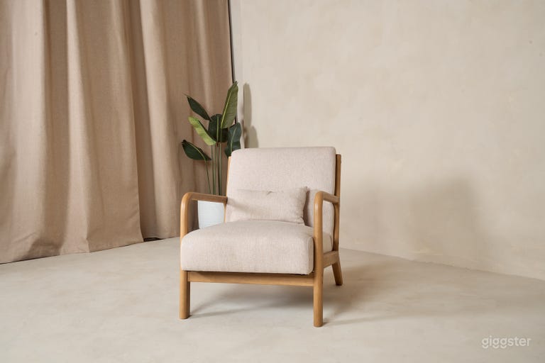  Natural Light Photo Studio w/CYC Wall & Multi Sets 