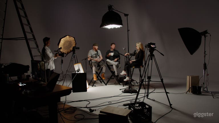  Studio 1 podcast set 