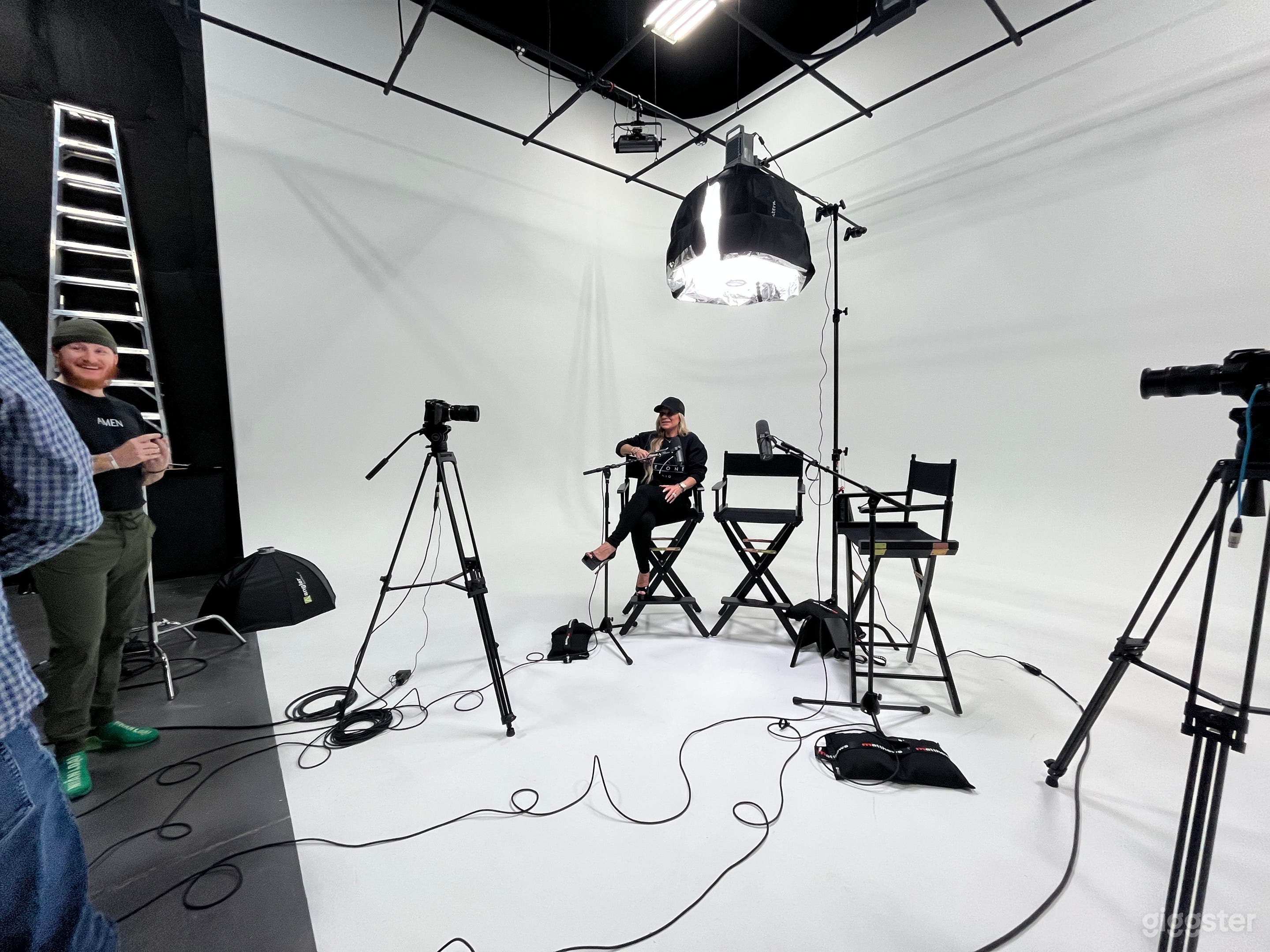 Studio 1 podcast set