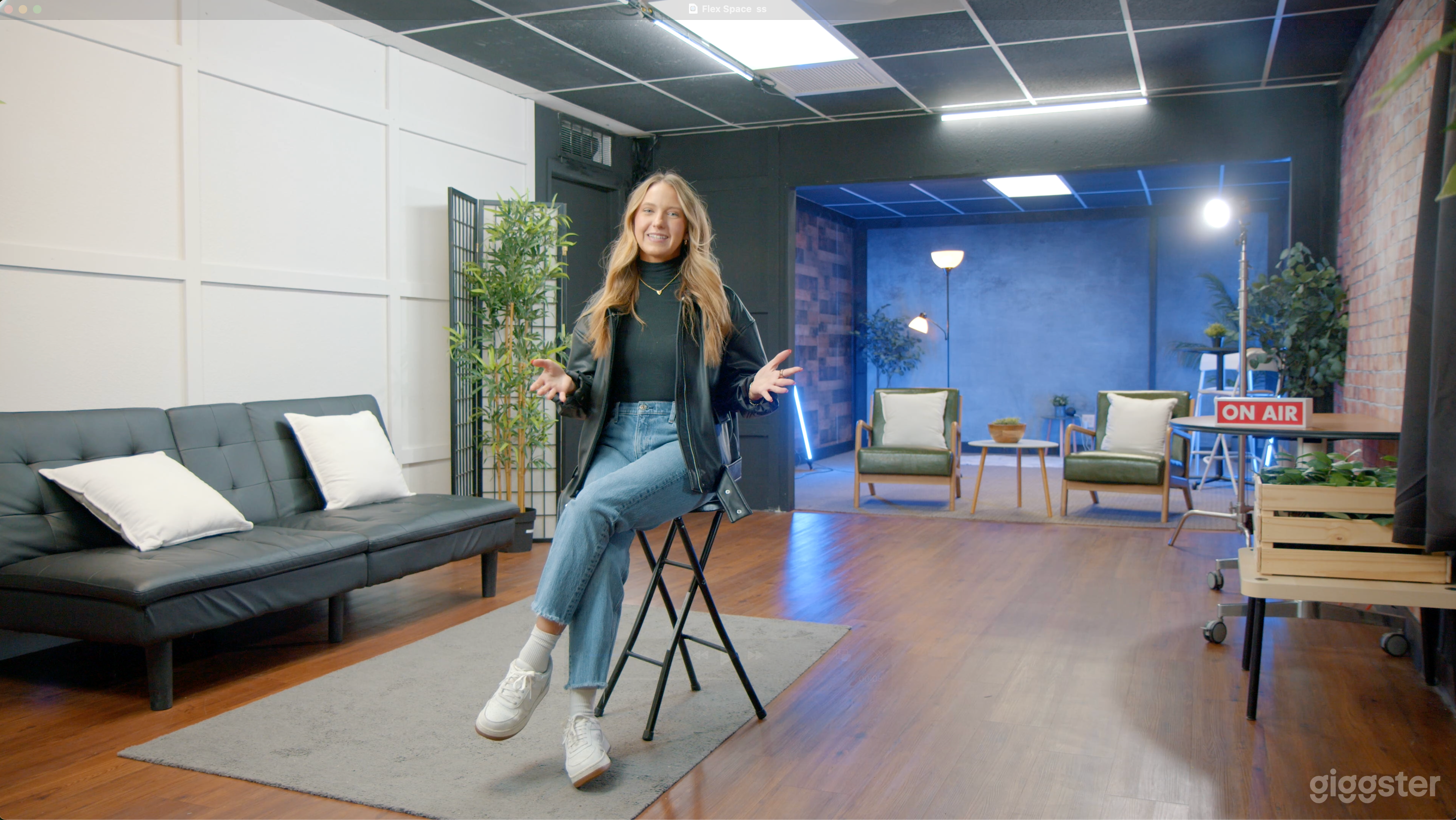 Creative Video/Photo Flex Space Photo 3