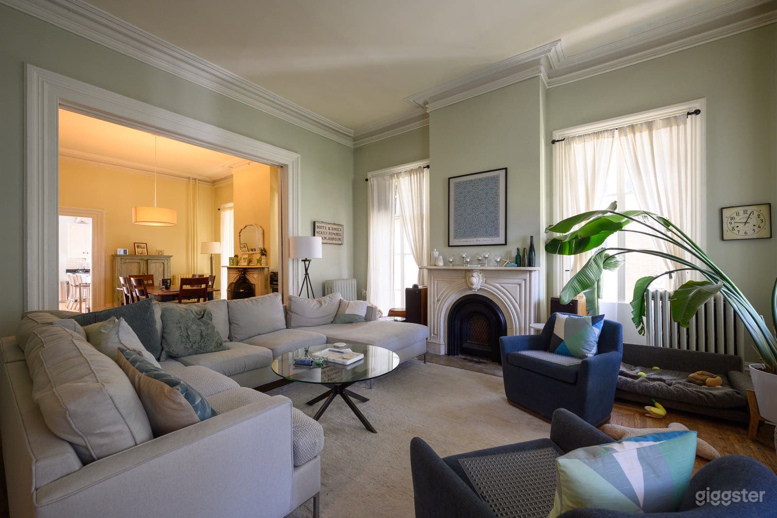 Stylish Victorian Farmhouse in Montclair Photo 2