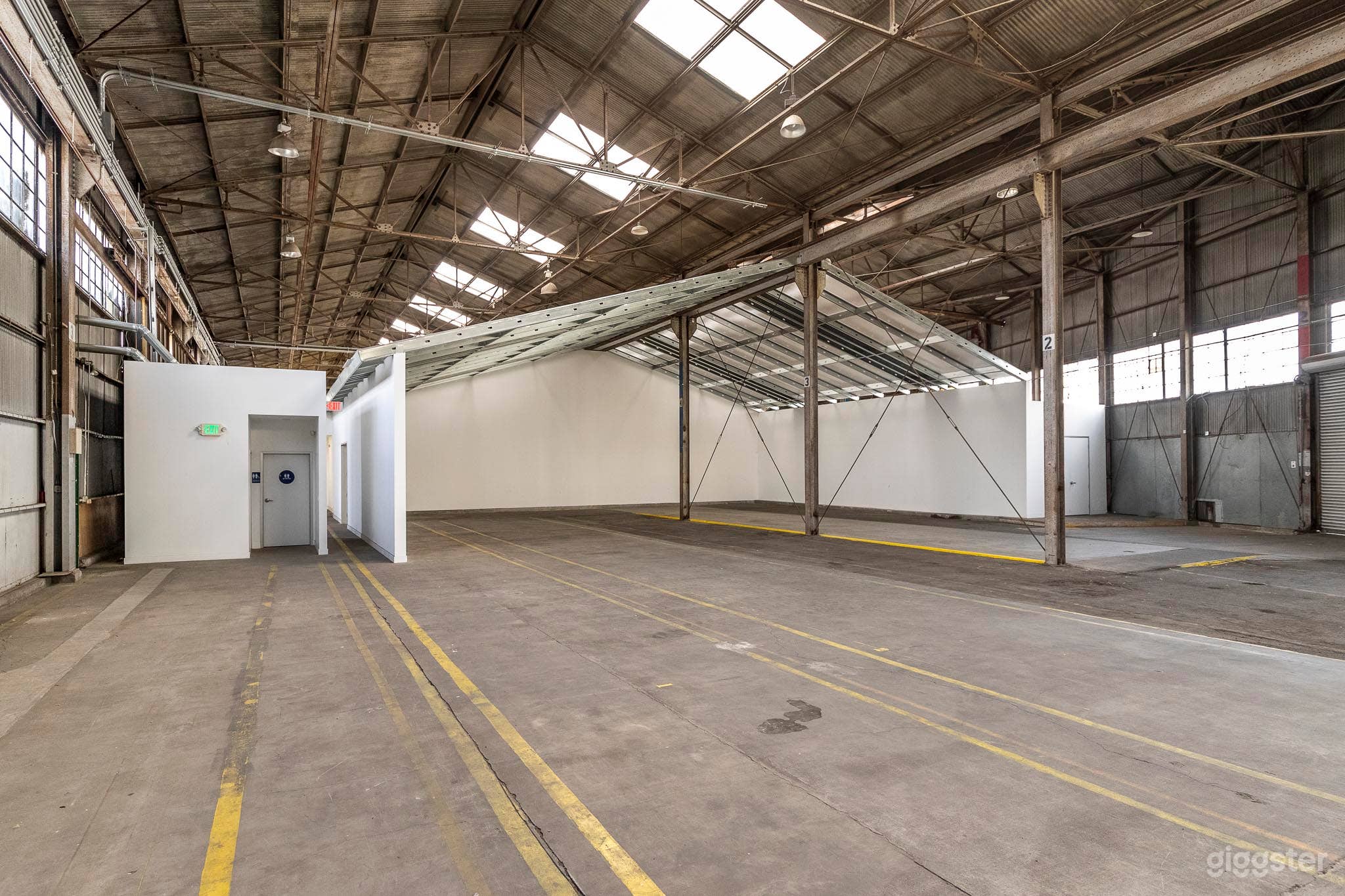 #40,053 Warehouse Los Angeles Photo 4