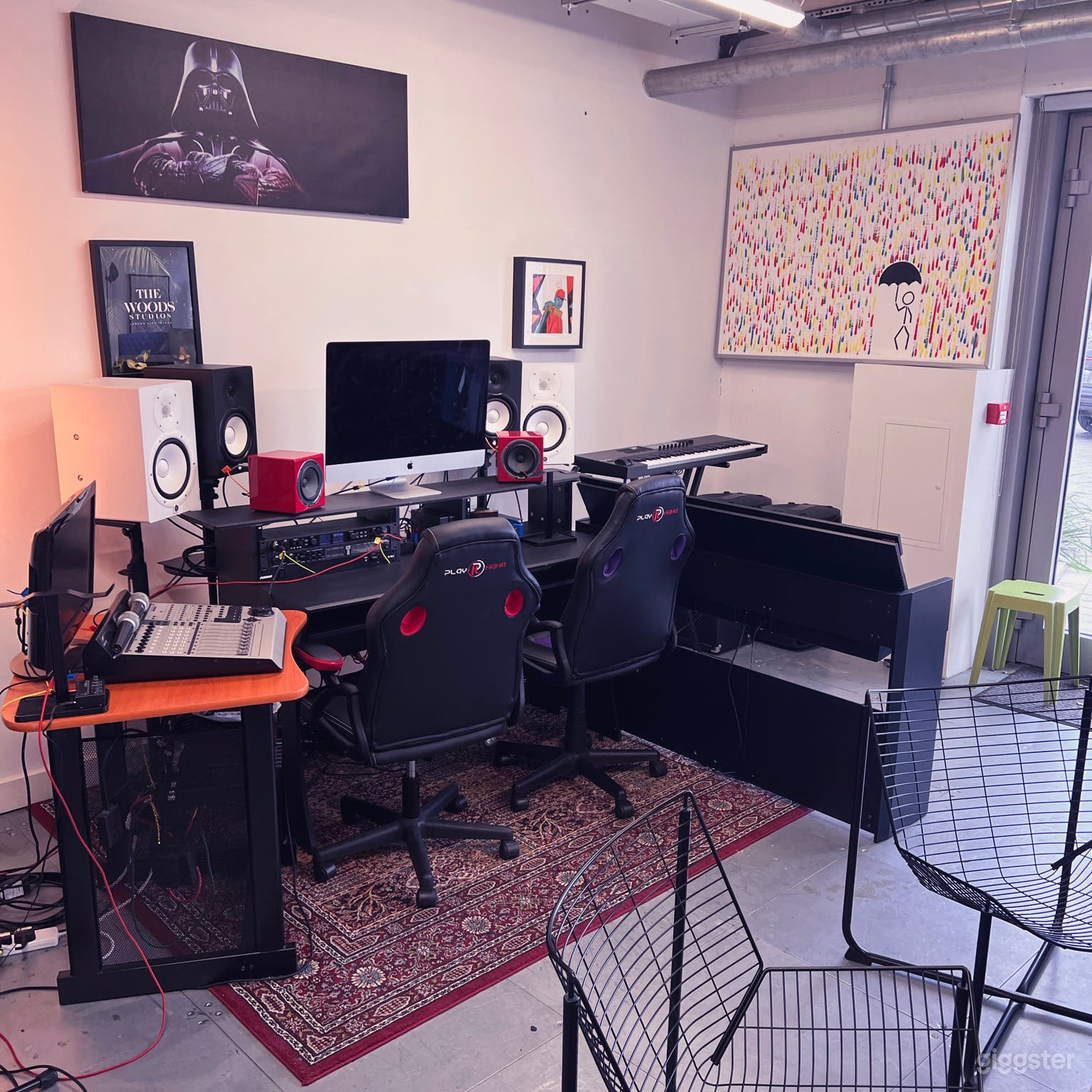 Sirlute Studios workstation area