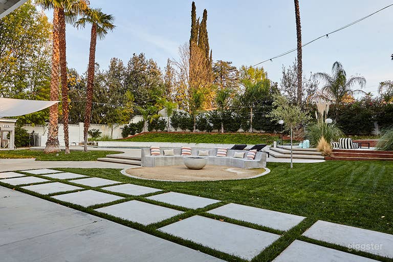  Hermoso Moderno de Medio Siglo en West Valley 