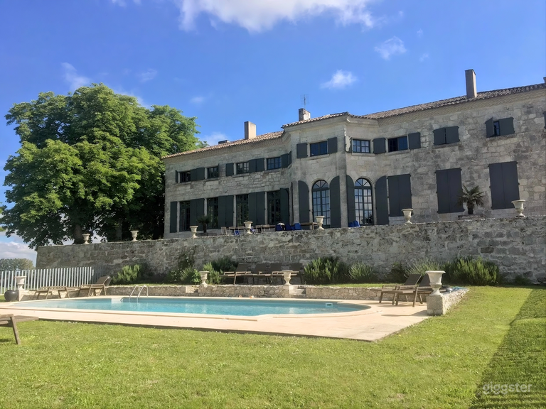  Charming 17th Century Property, 16 p., 6 br., Pool, Billiards 