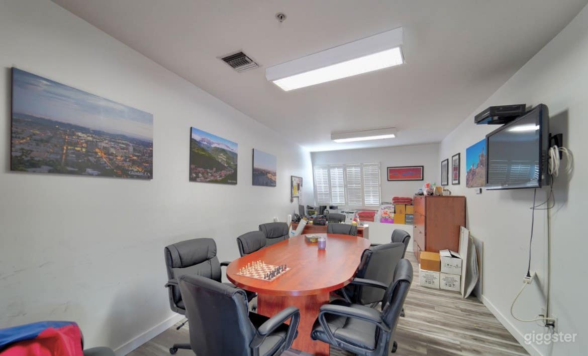 Community Center Meeting Room for 6 Photo 1