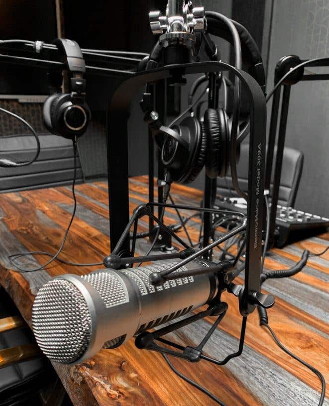 Large Podcast A in Brooklyn Photo 3