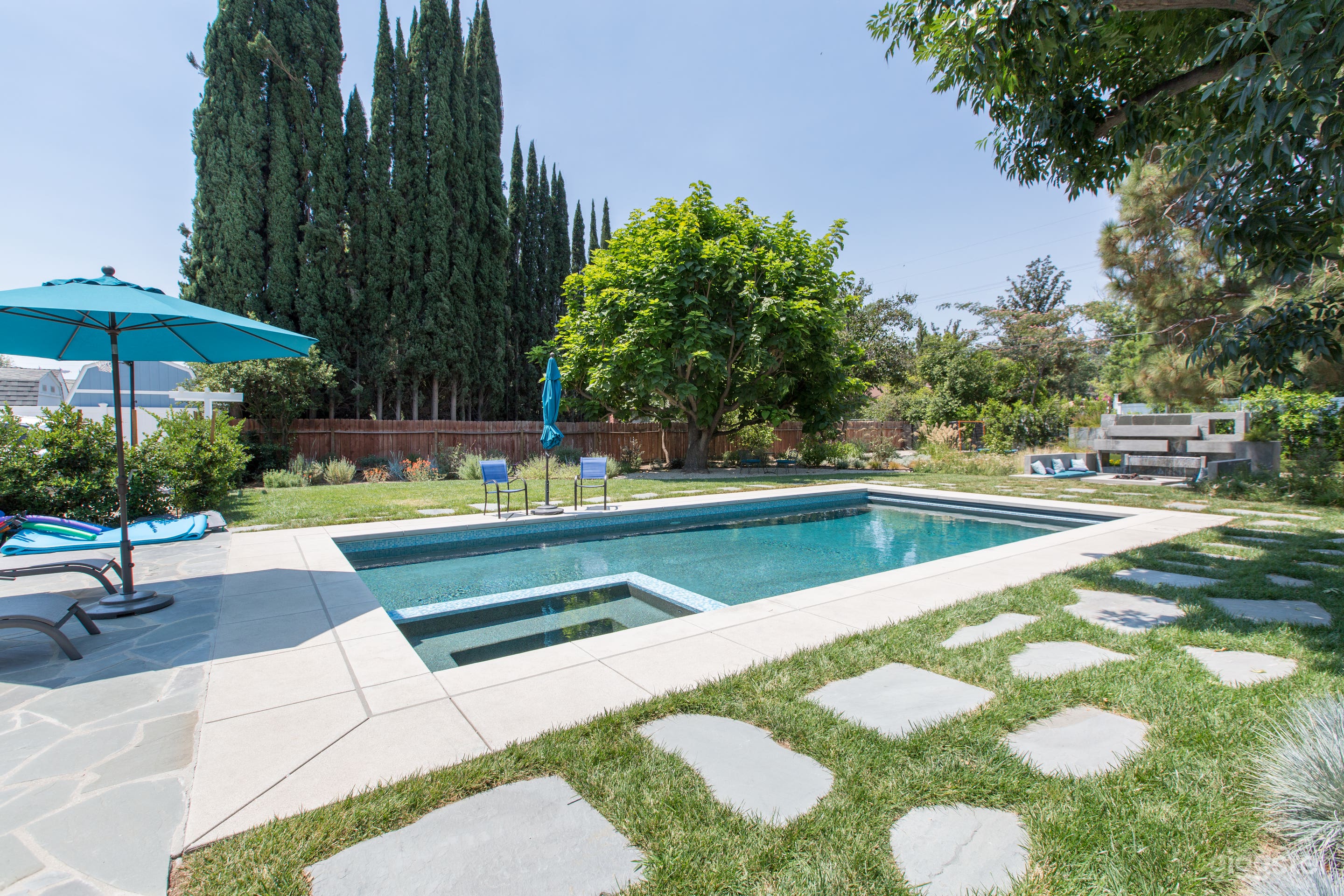 Stunning Resort Style Cape Cod Photo 2