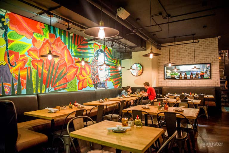  Trendy and vibrant space in Toronto 