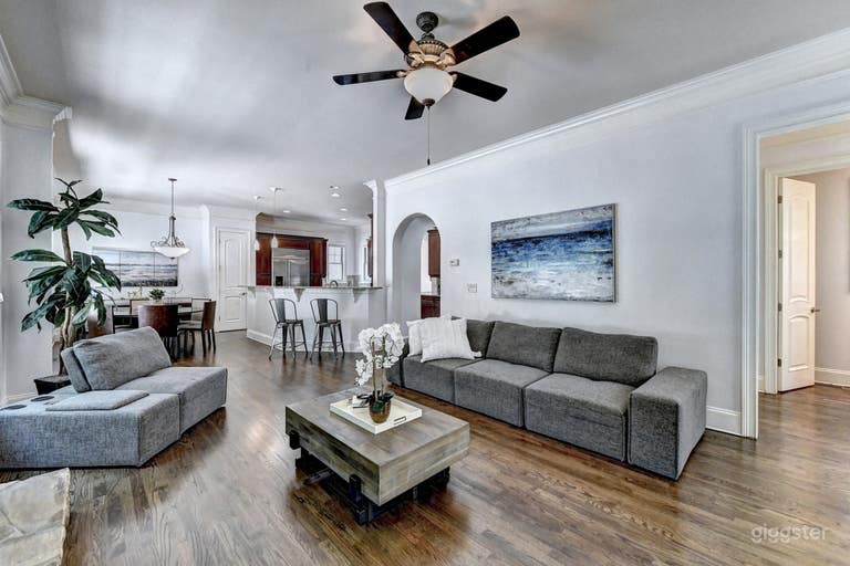  Newly Renovated Stunning Home 