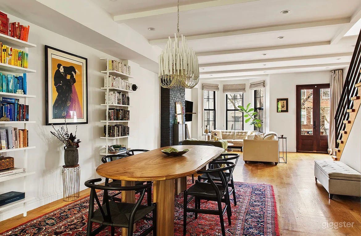 Creative Artist Oasis and Sundrenched Loft Studio Townhouse Photo 2