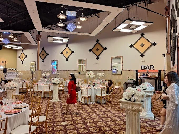 Elegant &amp; Versatile Event Space Photo 4