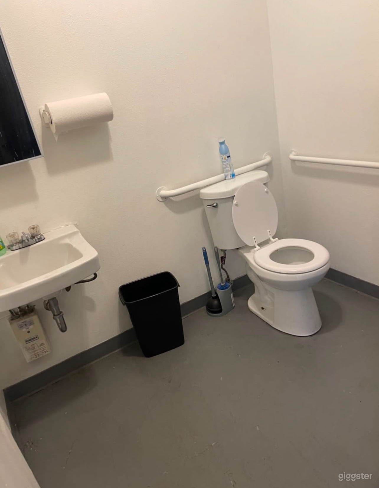 Creative Warehouse Events, Productions & Meetings Photo 2