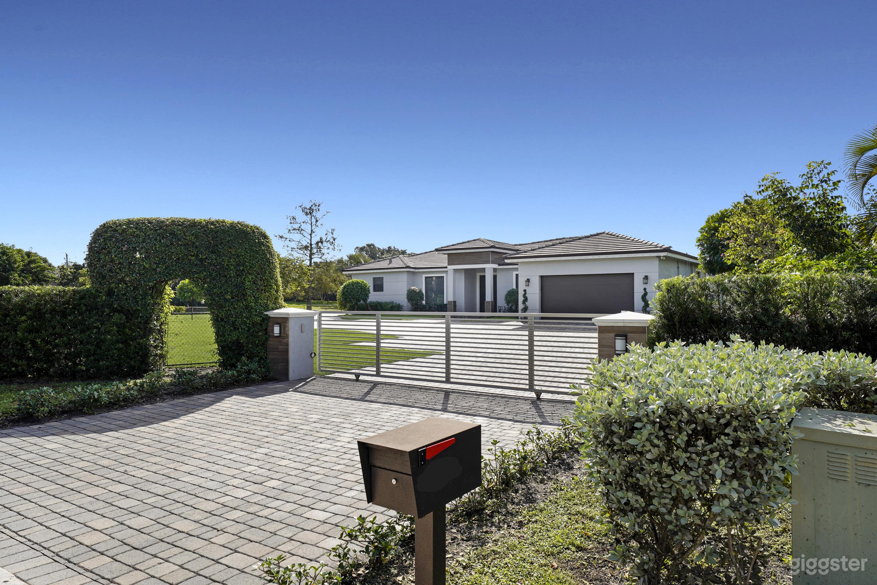 Fort Lauderdale Paradise Oasis! Photo 2