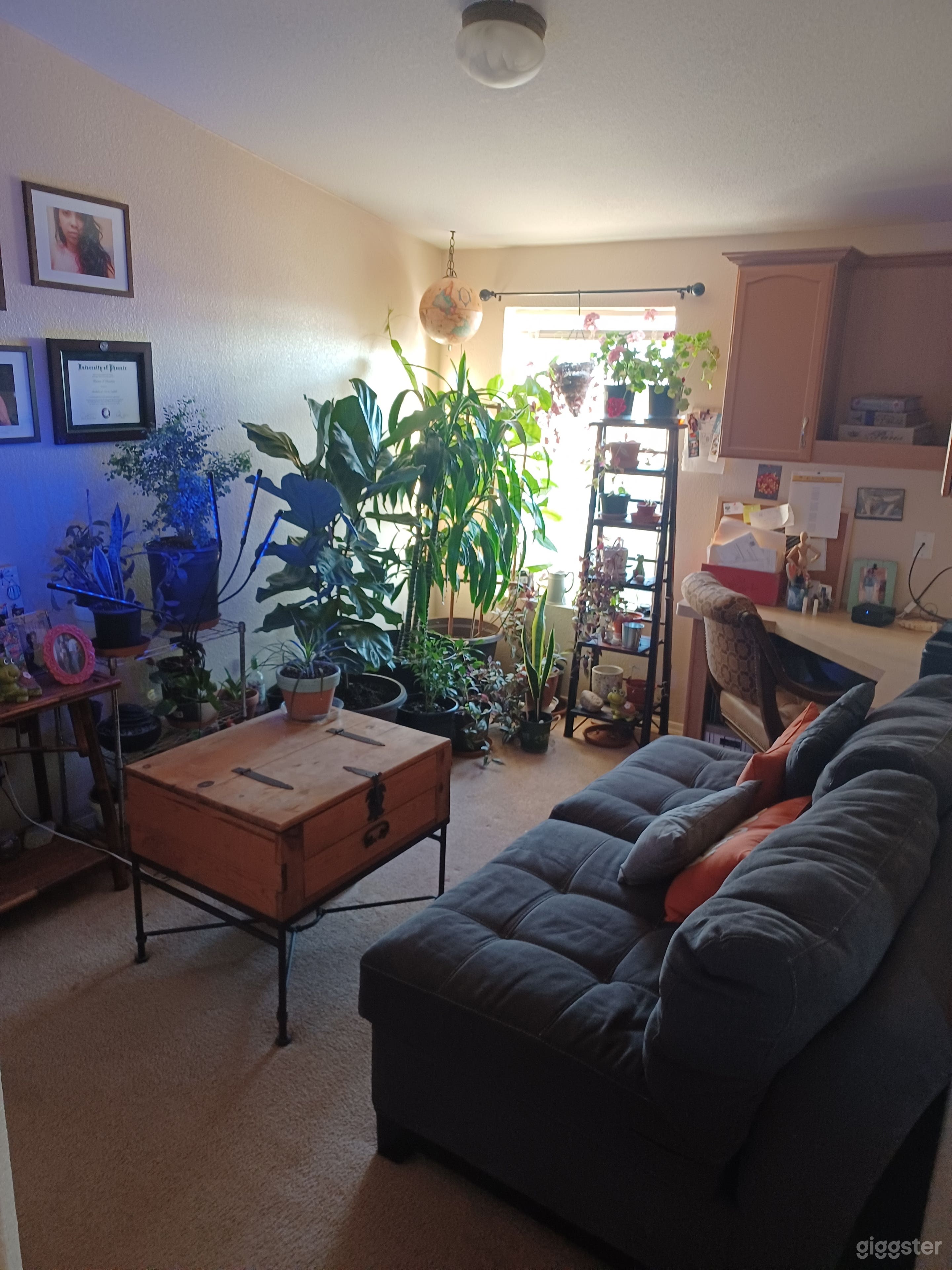 Ranch Home w Mountain Views Photo 2