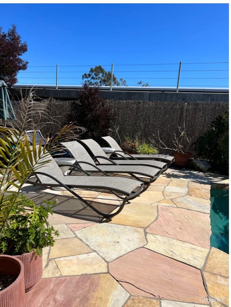  Ideal Pool Setting for Photoshoots and Filming 