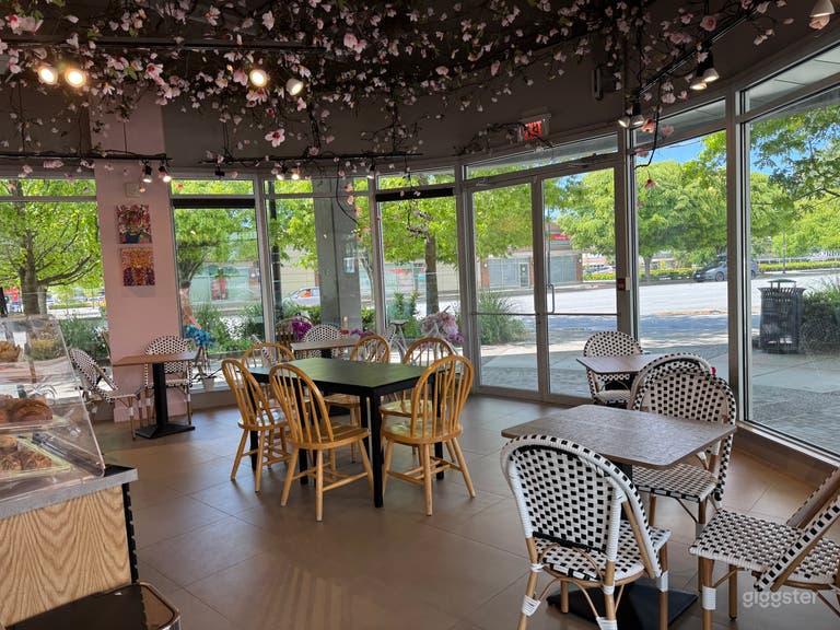  Unique Filming Location-Elegant Cafe in North Van 