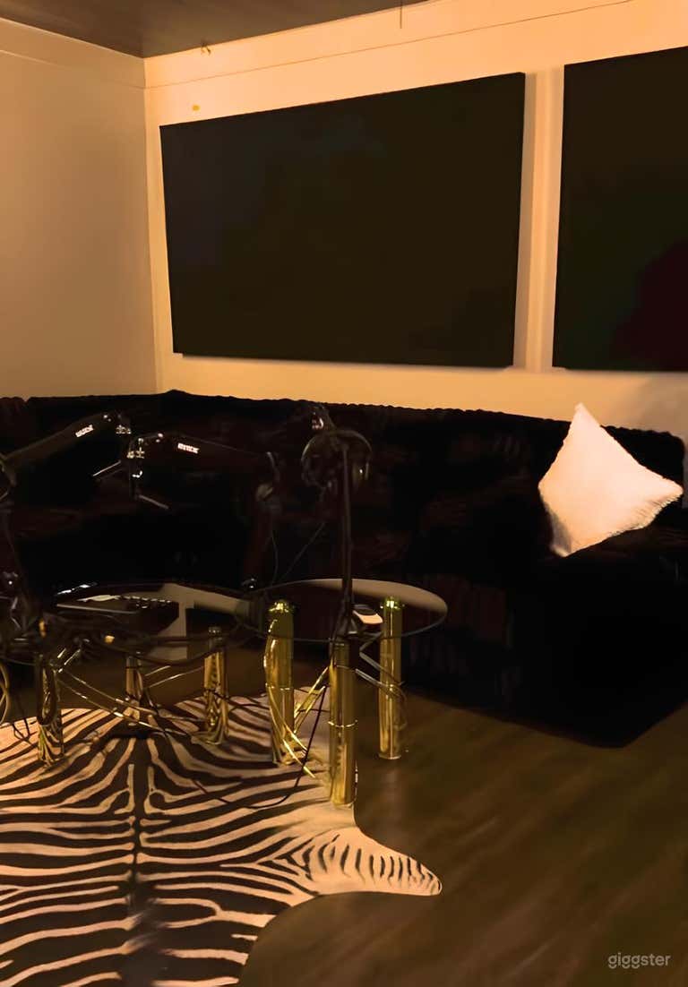  Chill + Chat - The Coziest Podcast Space In Vegas 