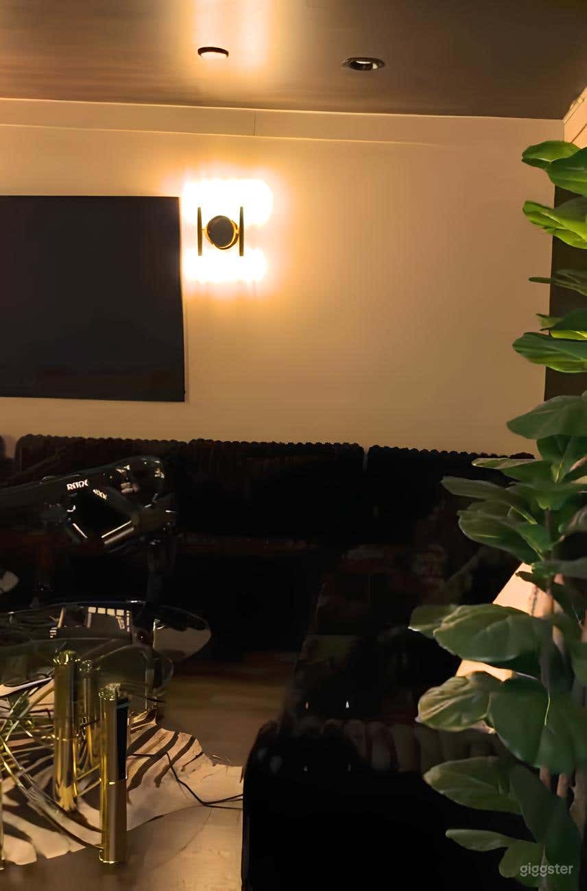 Chill + Chat - The Coziest Podcast Space In Vegas Photo 4