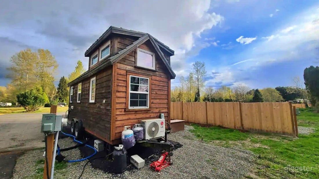 Dark Wood Tiny House  Photo 2