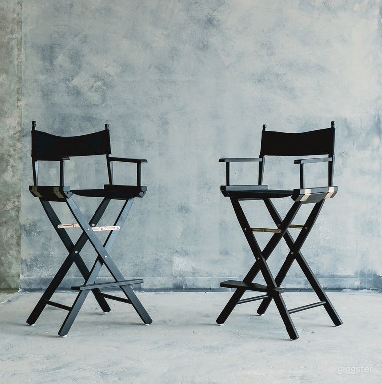  Spacious Natural Light Studio Multiple Sets 