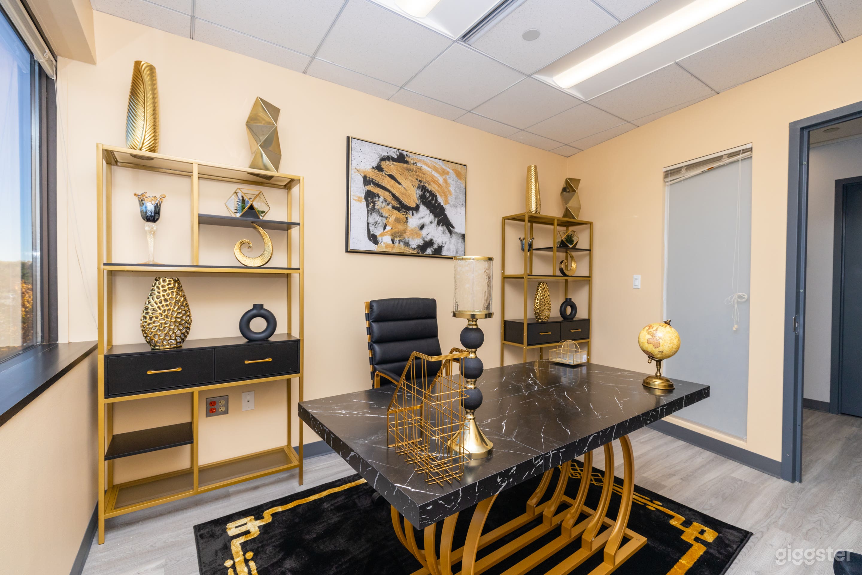 Lanham  - Flex Admin Suite Photo 4