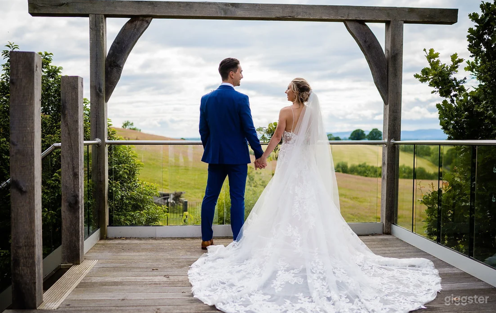 Stunning Viewpoint with Lake &amp; Hill Views Photo 3