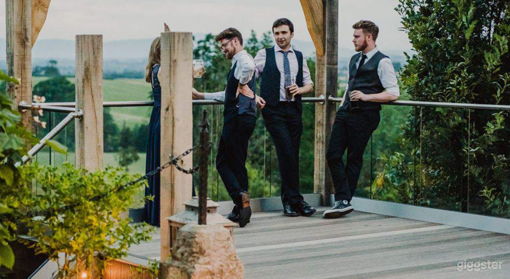 Stunning Viewpoint with Lake &amp; Hill Views Photo 2