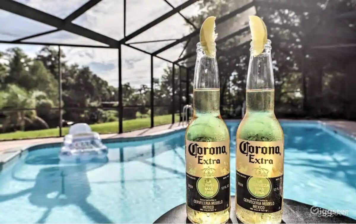 Lakefront Serene Pool Venue Photo 2