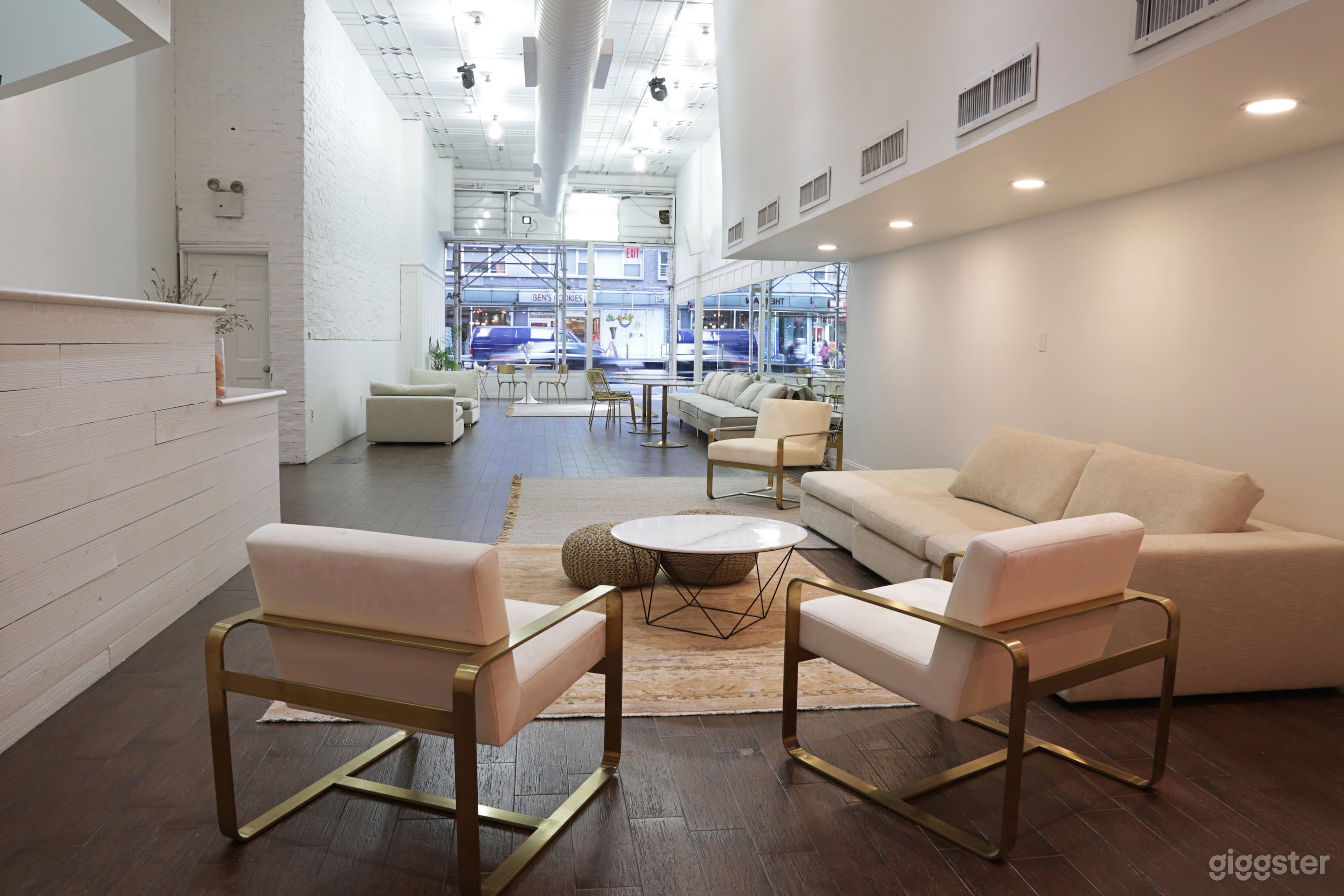 Event Space For Creative Gatherings Photo 1