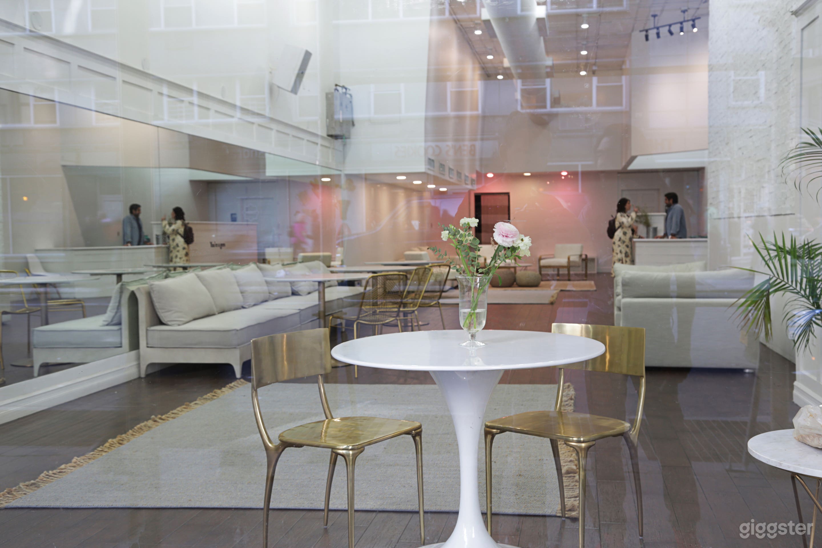 Event Space For Creative Gatherings Photo 3