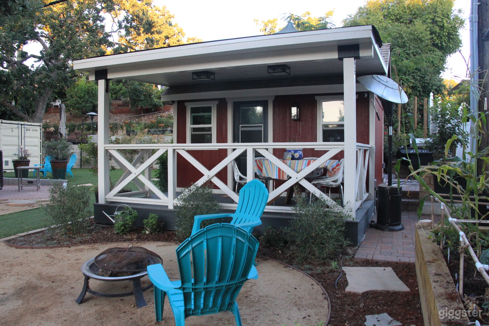 Private Charming Ranch Photo 2