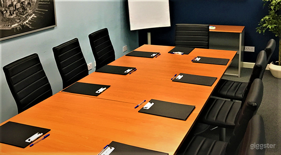 Meeting Room in Hayes Photo 1