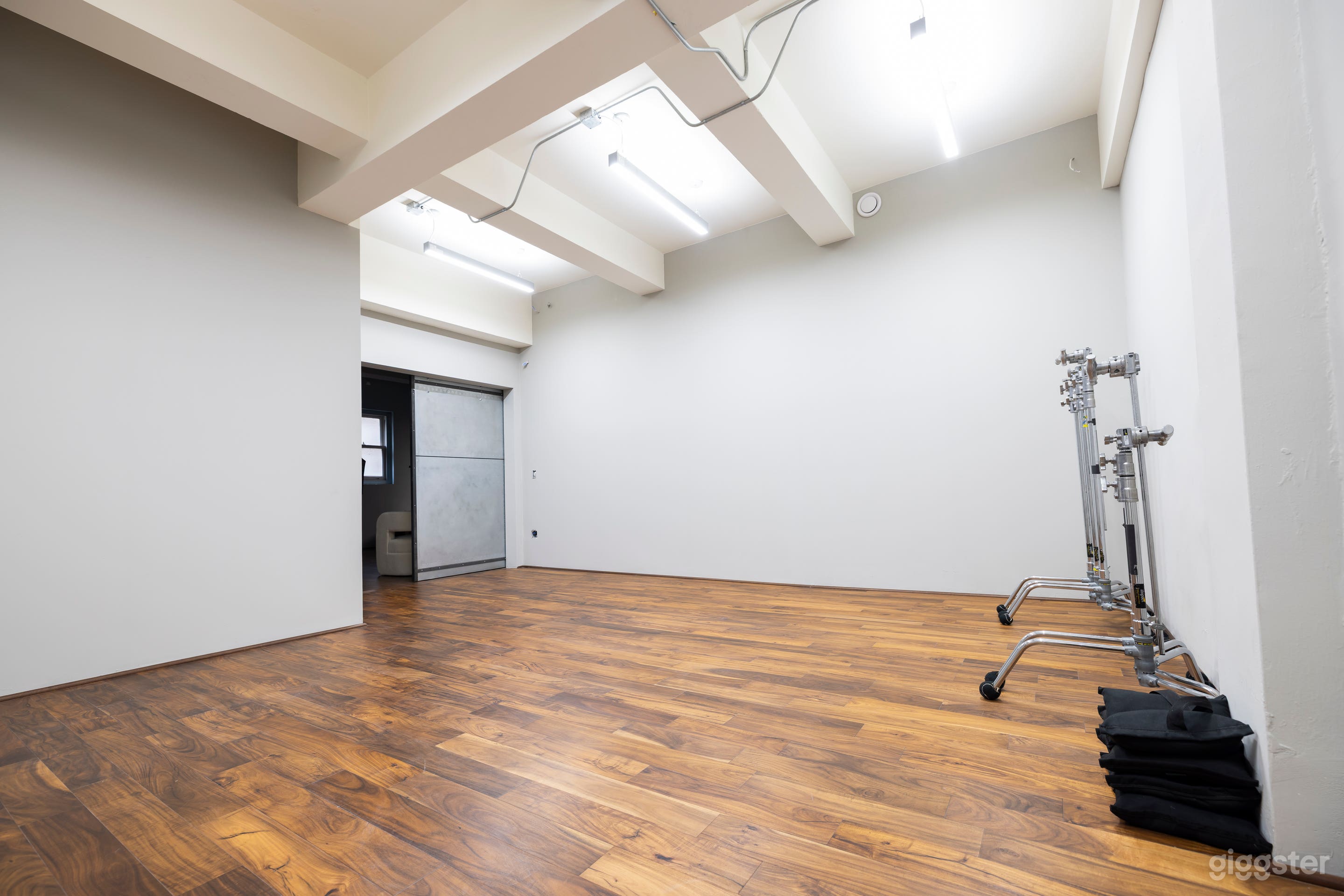 Studio 1 | Private Photo/Video Studio Photo 3