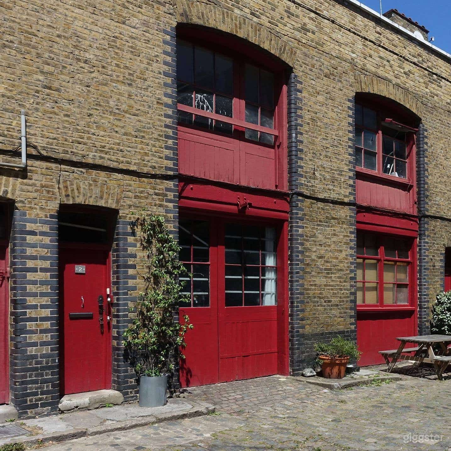 Photo Studio at the heart of London Photo 1