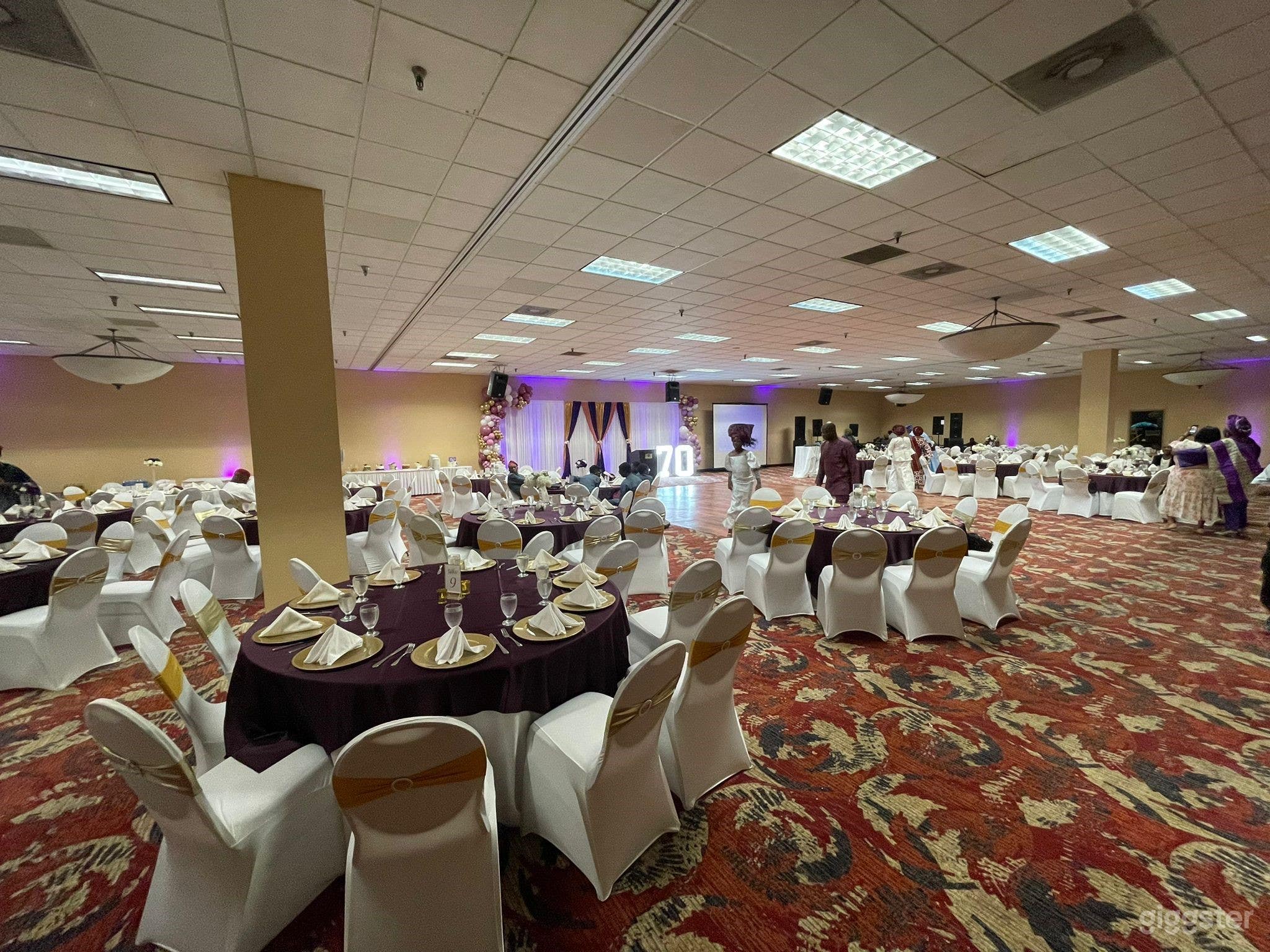 Versatile Event Spaces &amp; Full-Service Comfort Photo 1