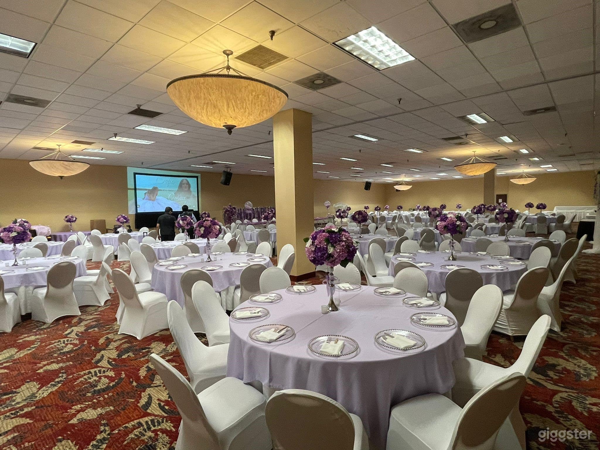 Versatile Event Spaces &amp; Full-Service Comfort Photo 3