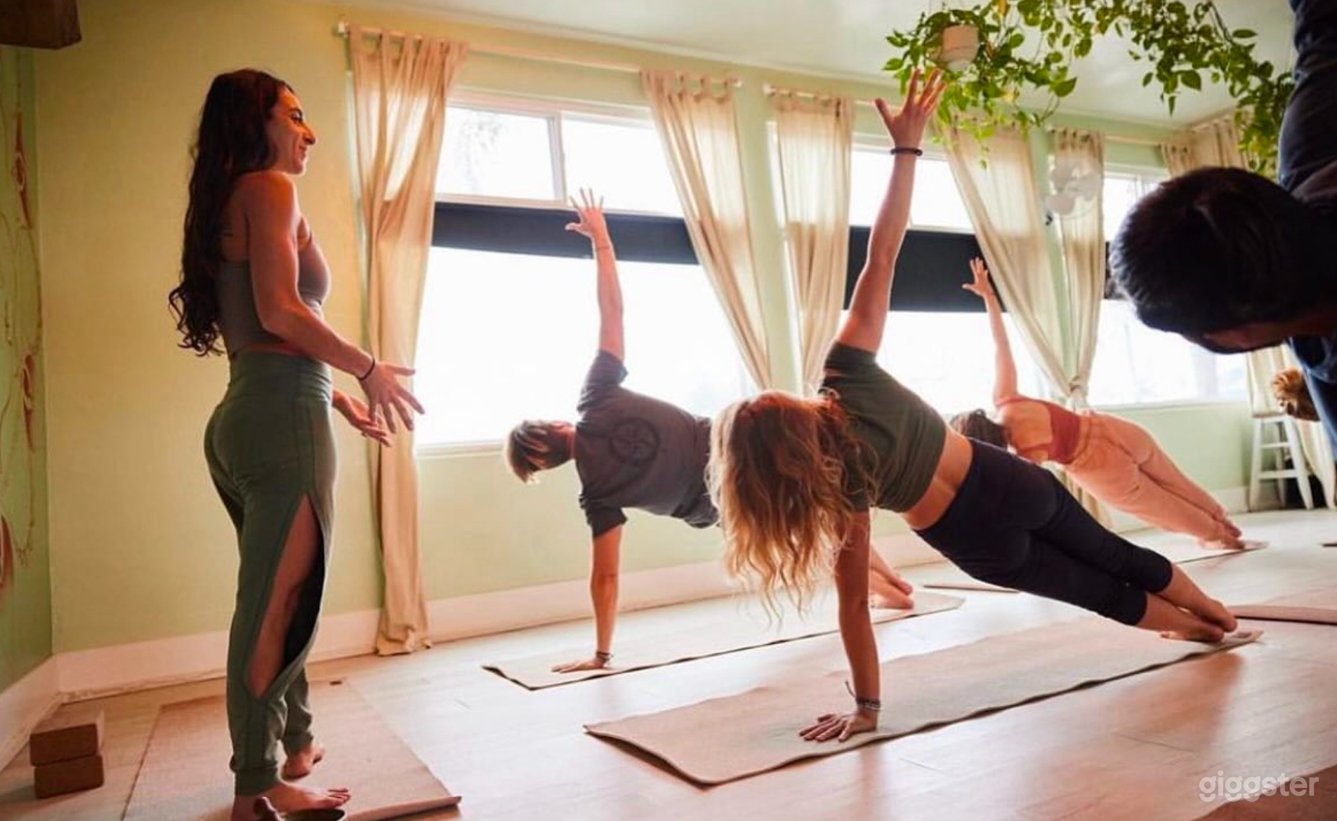 Ocean Beach Tranquil Studio and Event Space Photo 2