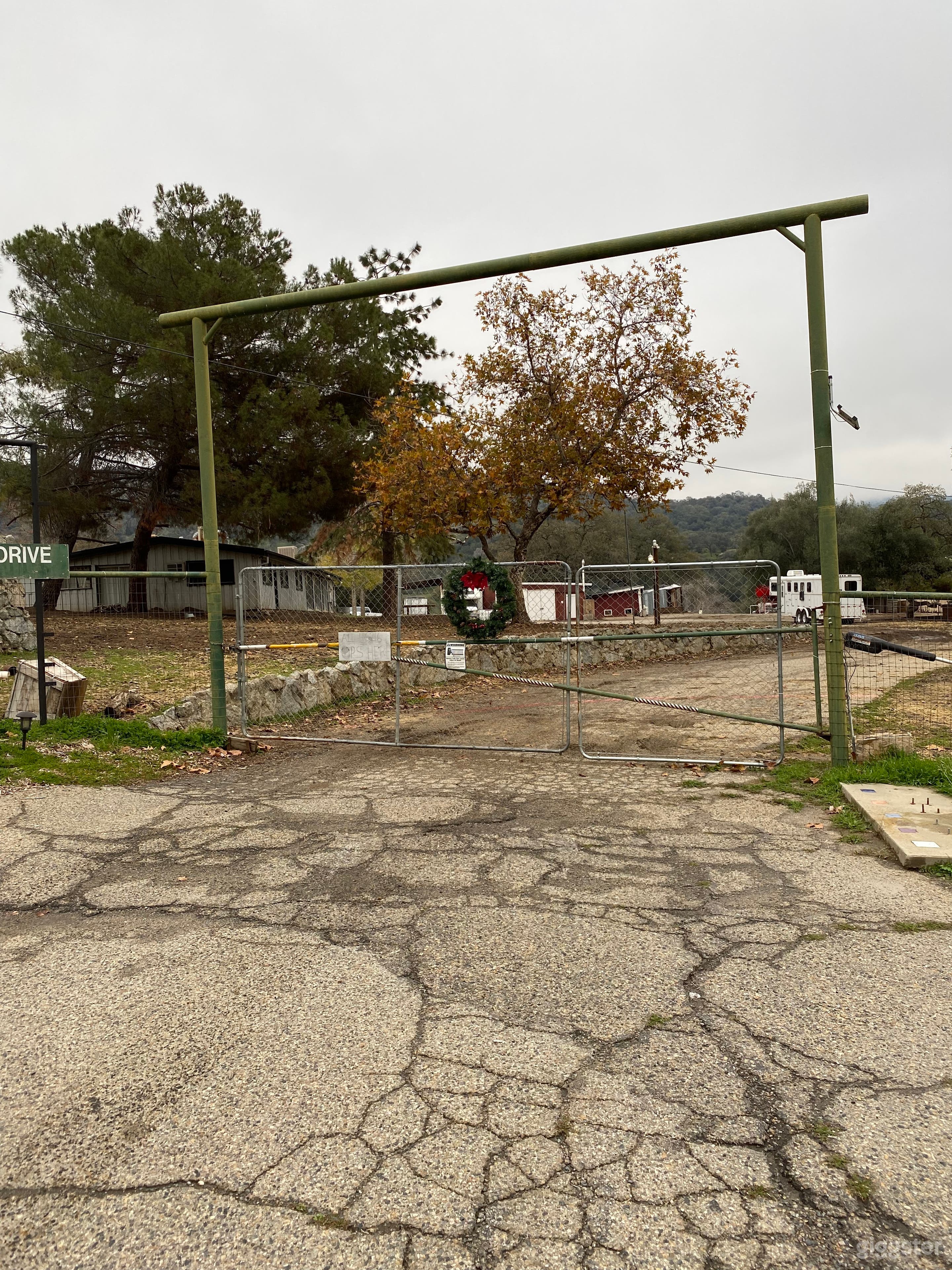 Picturesque and Scenic Ranch Photo 4